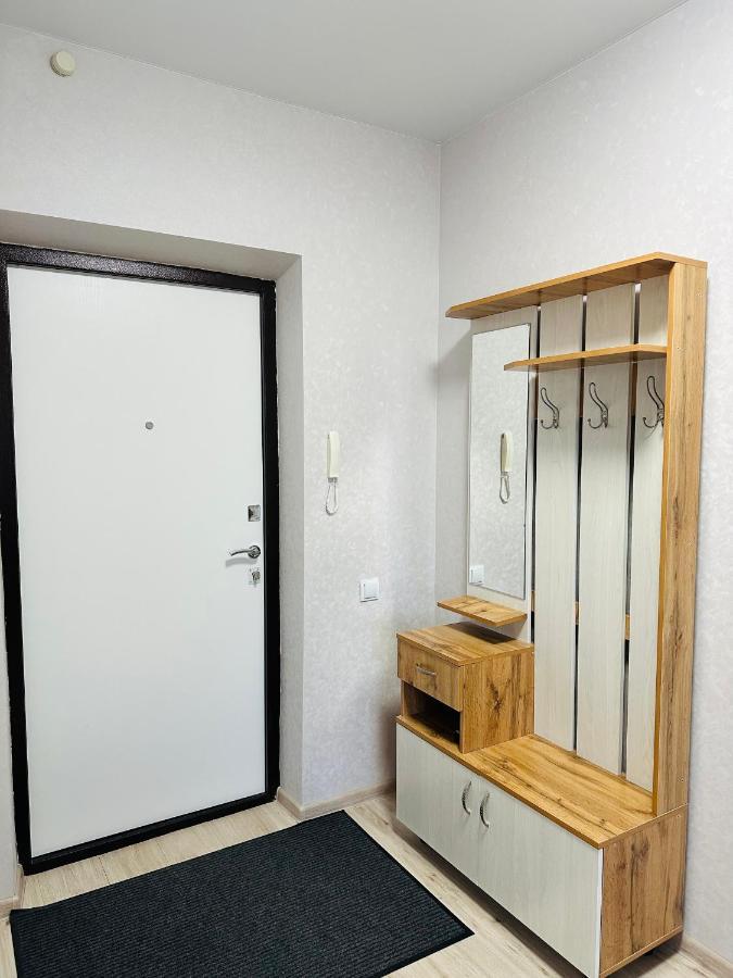 1 Комнатная Драмтеатр 1Bedroom Apartment Ustʼ-Kamenogorsk エクステリア 写真